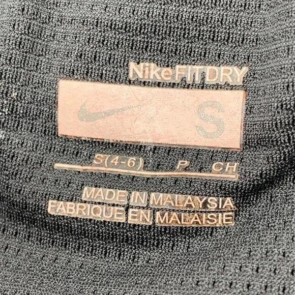 🎉Nike Fit Dry Black Workout Capris - Picture 3 of 5